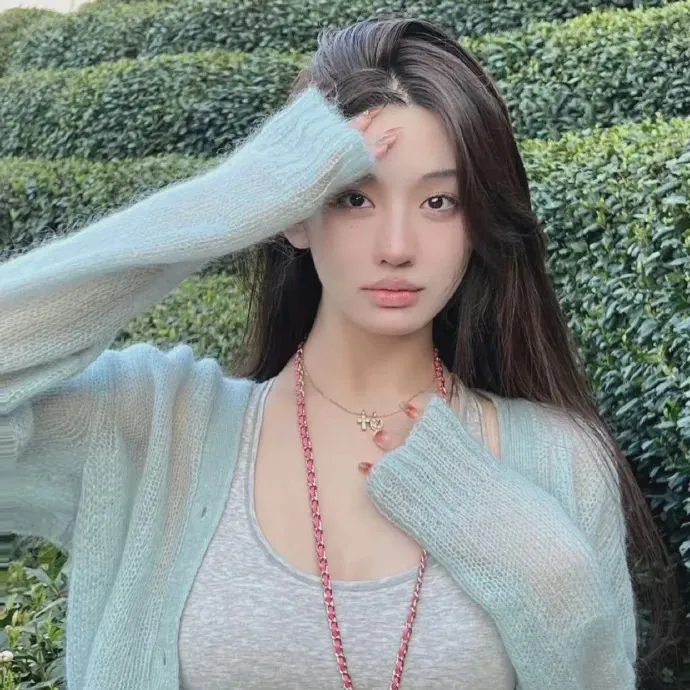 韩式水光肌底妆 - 透亮肌肤的秘密